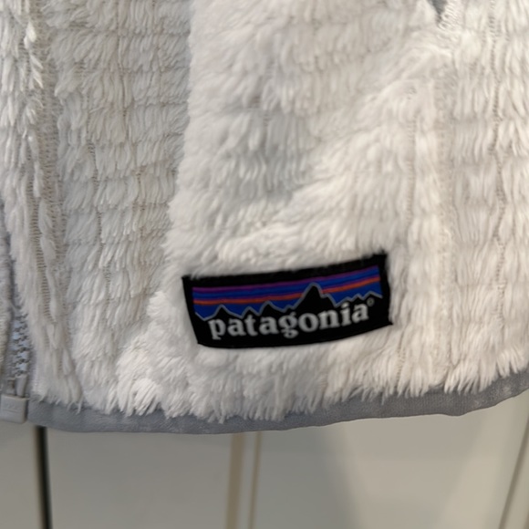 Women’s Patagonia, white fleece reversible jacket with gray detail, size small - Picture 2 of 8